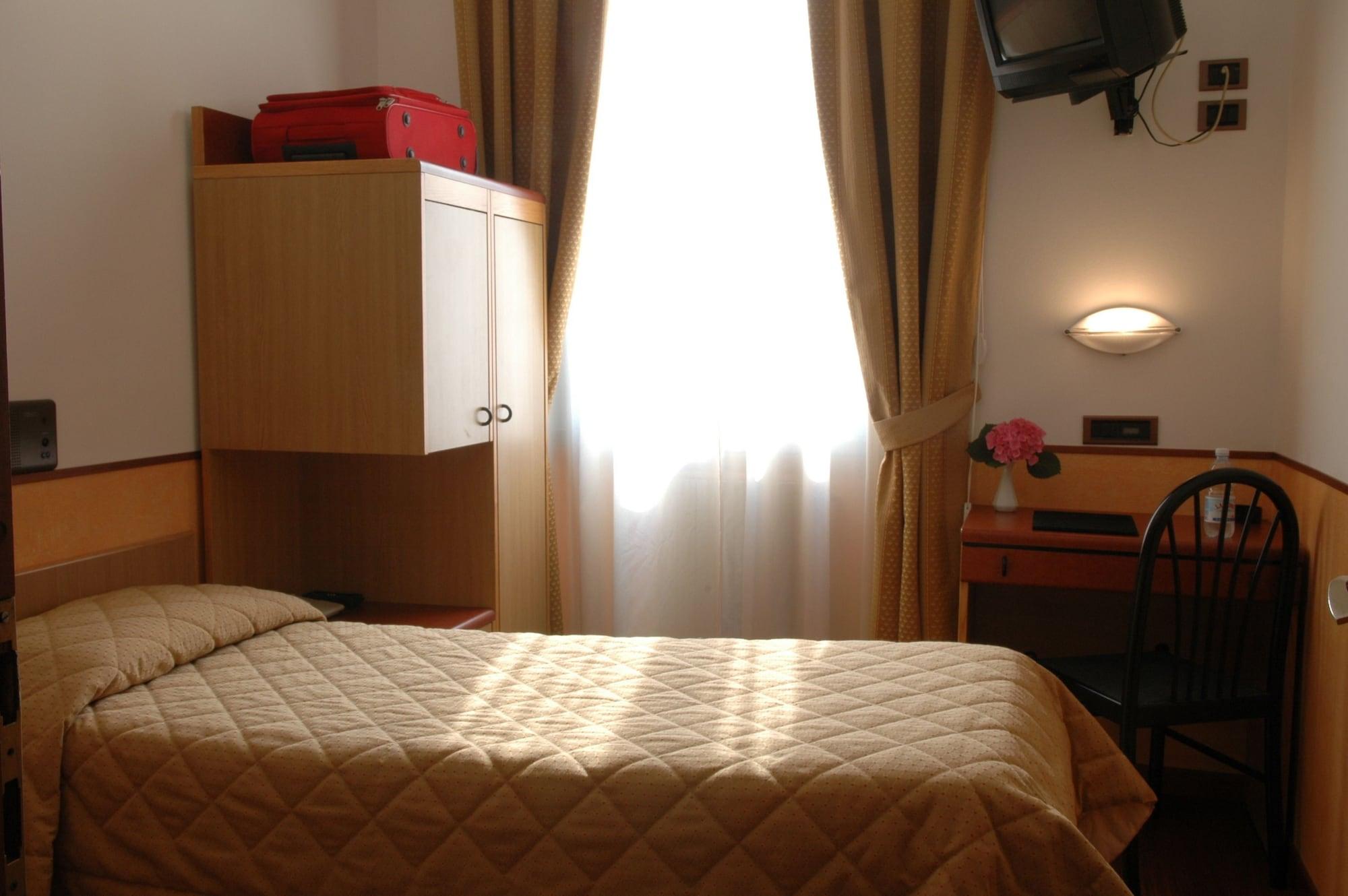 Hotel Aspromonte Milano Eksteriør billede