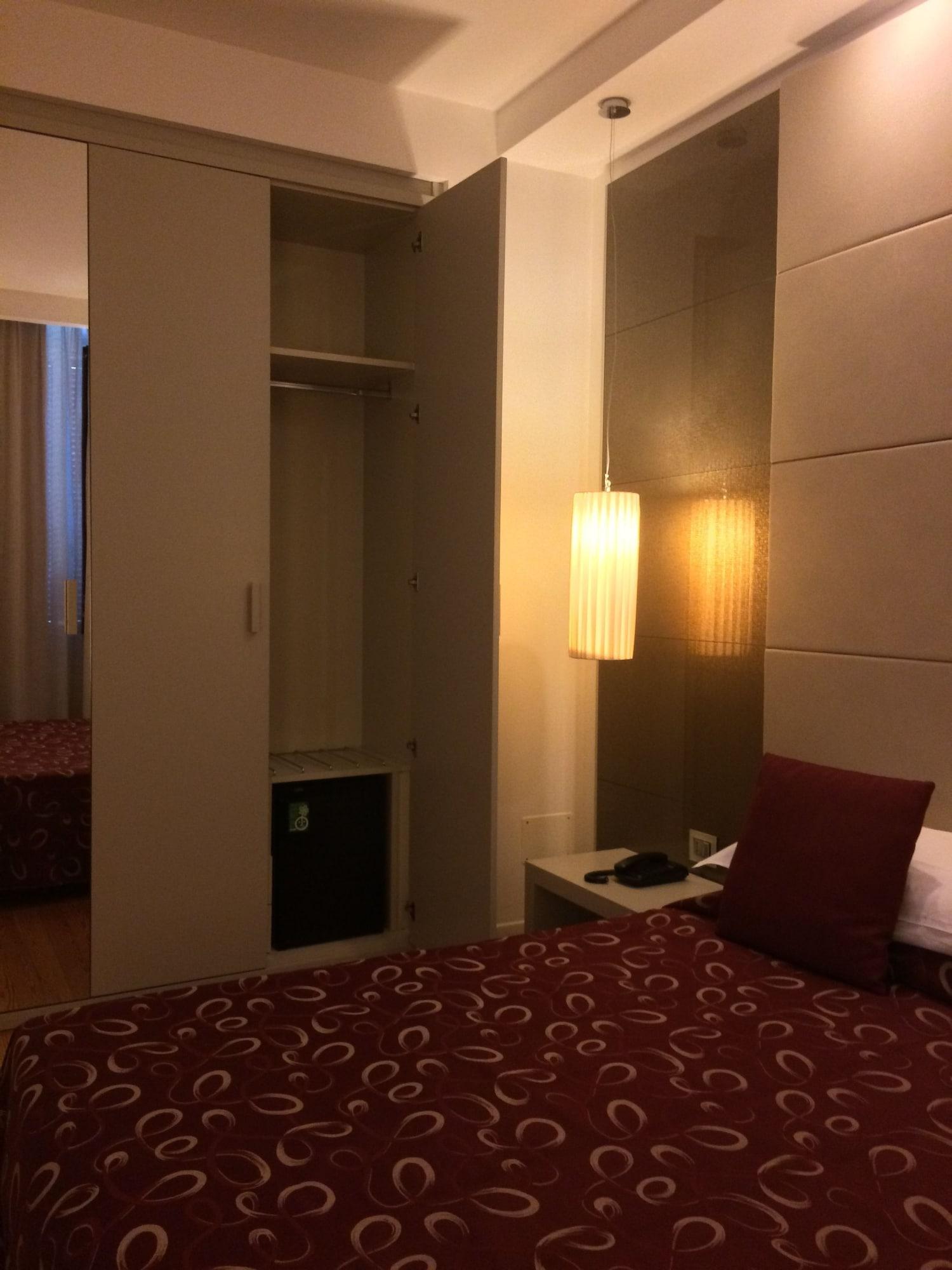 Hotel Aspromonte Milano Eksteriør billede
