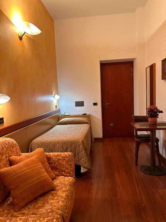 Hotel Aspromonte Milano Eksteriør billede