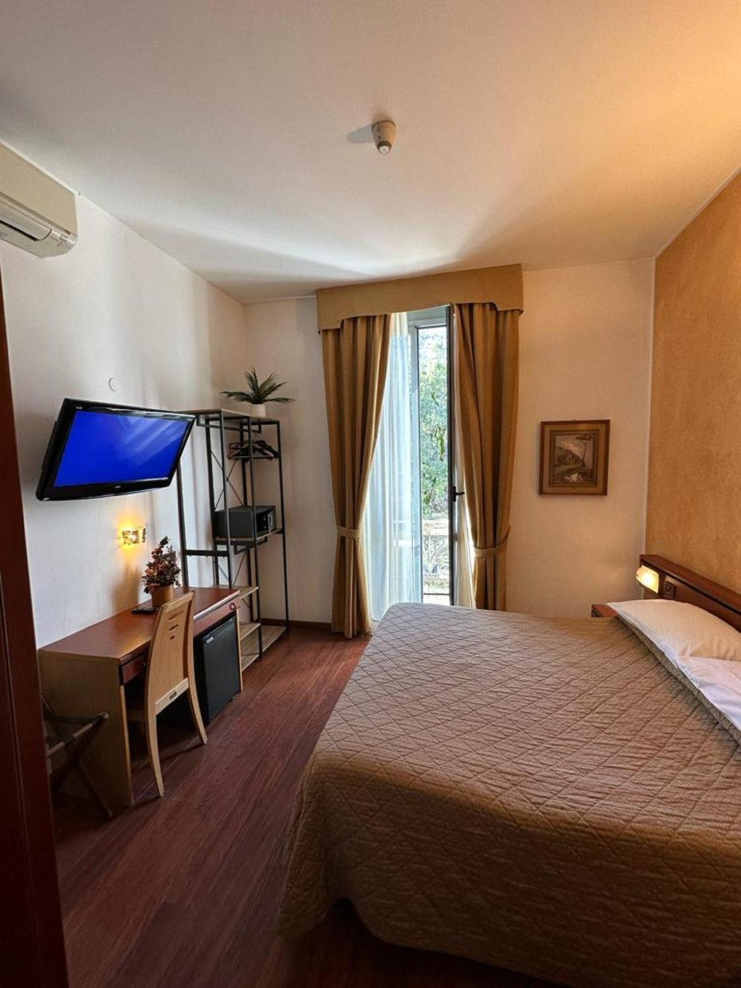 Hotel Aspromonte Milano Eksteriør billede