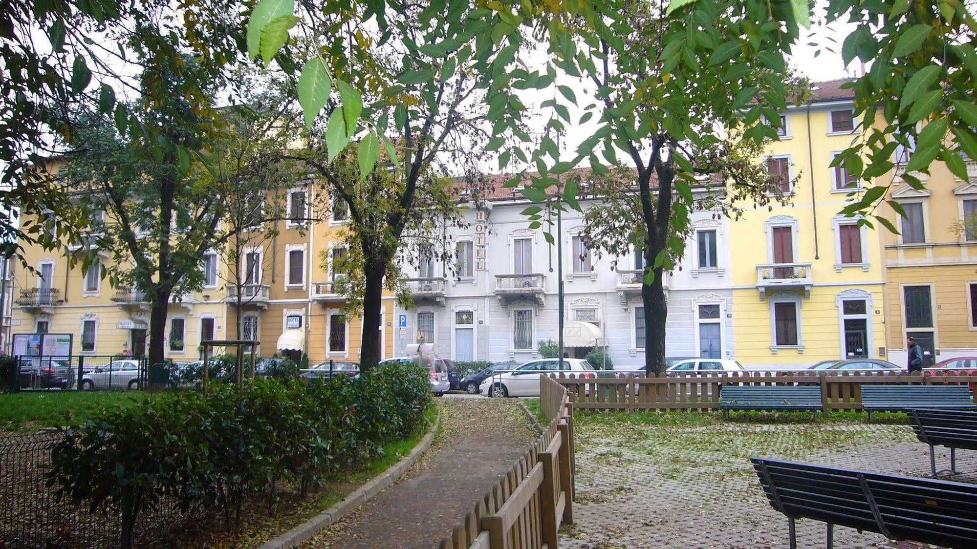 Hotel Aspromonte Milano Eksteriør billede